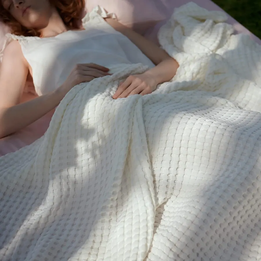 Bedsure Cooling Cotton Waffle King Size Blanket, Ivory